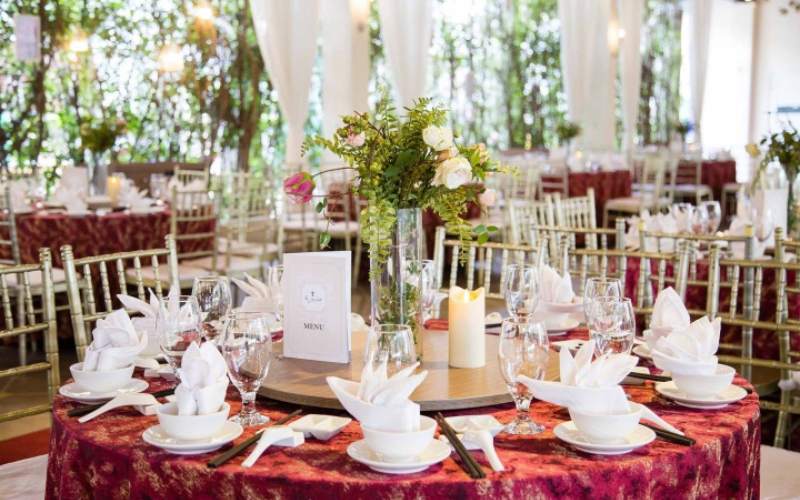 nhà hàng tiệc cưới sang trọng ở TPHCM White Palace (1)