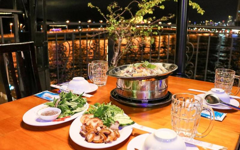 nhà hàng view đẹp Nha Trang hằng 66 seafood (1) 