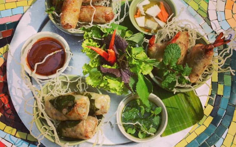 nhà hàng món việt ngon ở Hà Nội Madam Hiền (2)