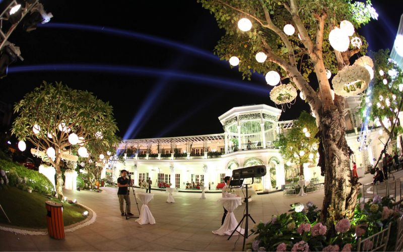 nhà hàng tổ chức tiệc cưới tại Hà Nội star palace (2)