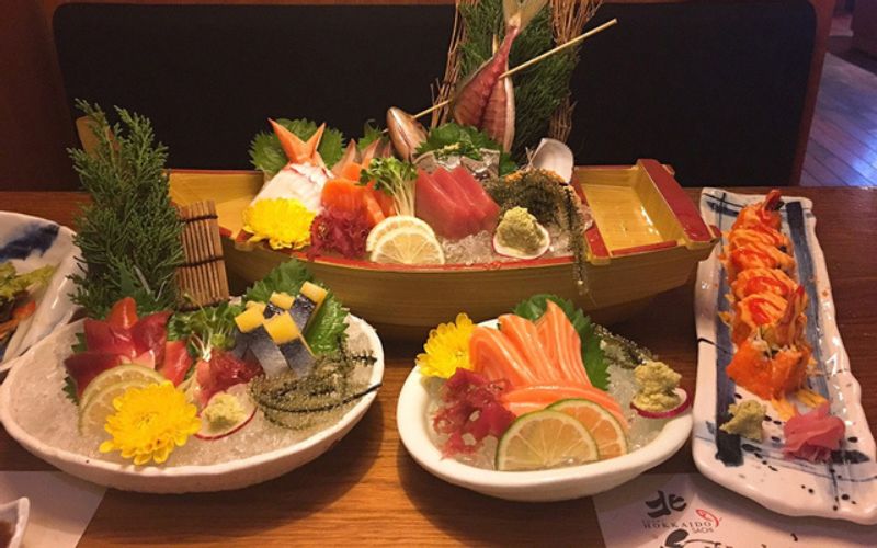nhà hàng nhật ngon ờ sài gòn Sushi hokkaido sachi (1)
